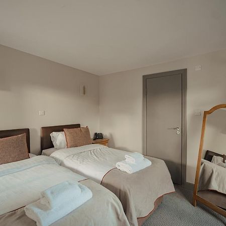 באת' Old Mill Hotel & Lodge מראה חיצוני תמונה