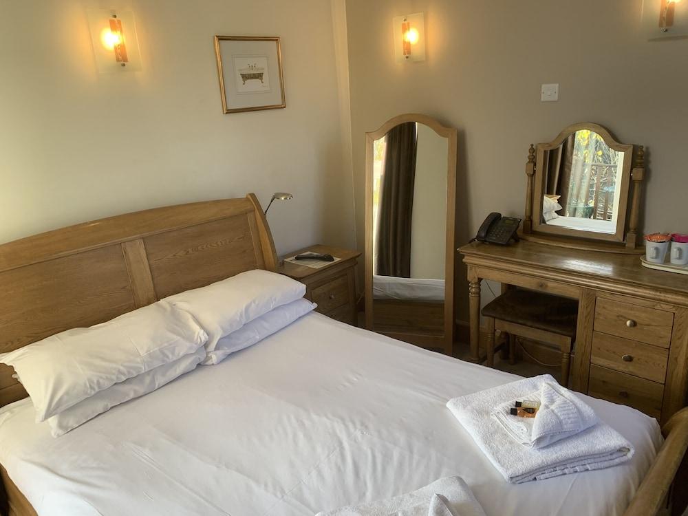 באת' Old Mill Hotel & Lodge מראה חיצוני תמונה