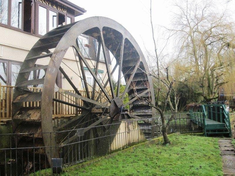 באת' Old Mill Hotel & Lodge מראה חיצוני תמונה